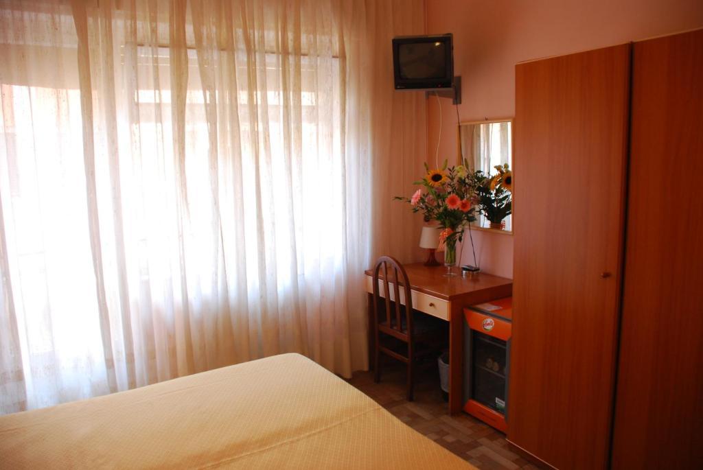 Hotel Colibri Finale Ligure Chambre photo